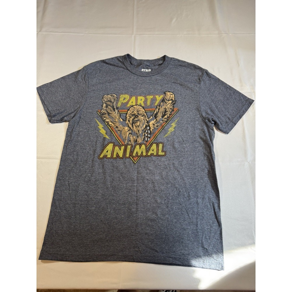 MAD Engine Star Wars Chewbacca "Party Animal" Graphic T-Shirt Size Medium